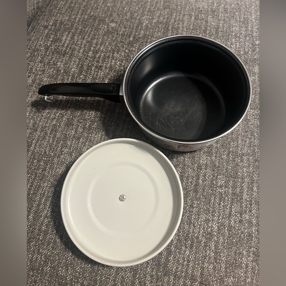 Tienshan Teddy Bear Metal Pot with Lid Vintage Collectors RARE! - Picture 3 of 10